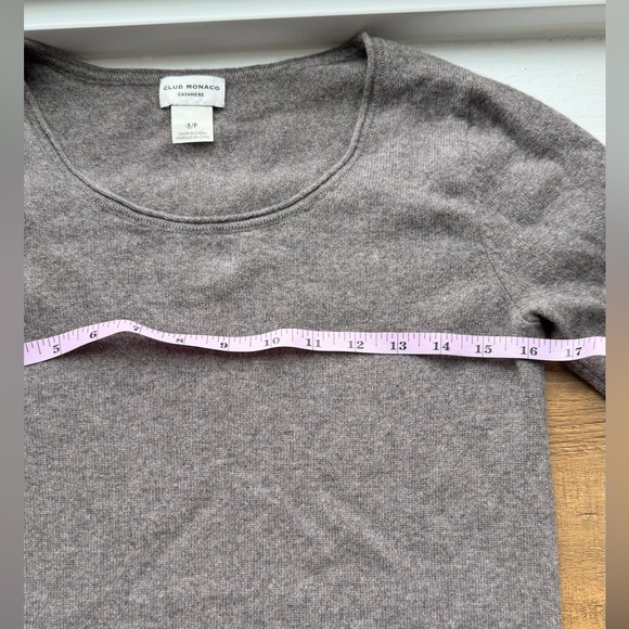 Club Monaco Women’s Gray Long Sleeve Cashmere Sweater Size Small - Picture 4 of 8